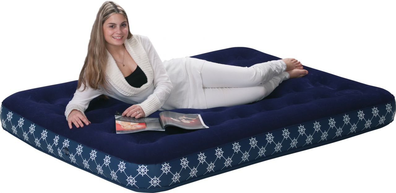 Luftbett mit integrierter Pumpe