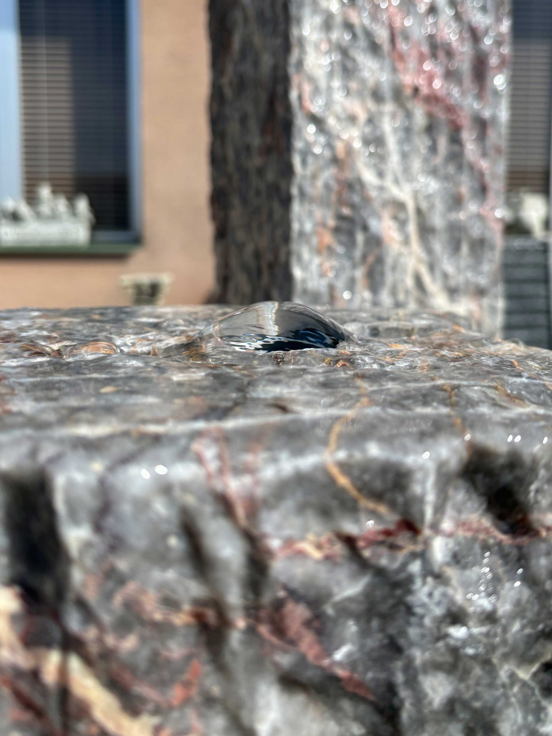 Gartenbrunnen Stelengruppe Salome 130-160cm – Bild 8